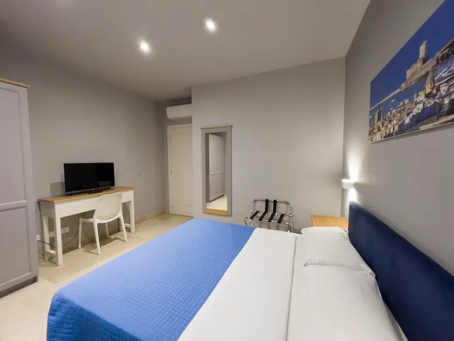 1 Bedroom, Deluxe, Suite, Queen Bed, City View, Sofa, ZIBIBBO SUITES & ROOMS 2/10