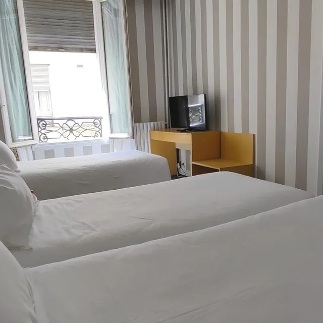 غرفة ثلاثية، GRAND HOTEL DU HAVRE 6/10
