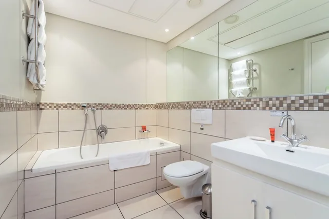 غرفة سوبيريور بسريرين كوين بـ3 غرف نوم، Mountain Marina Luxury Apartments 7/10