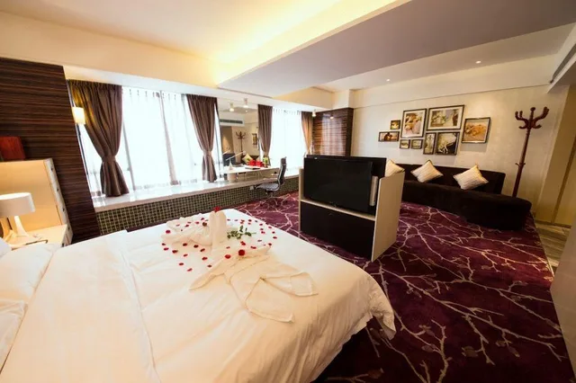 غرفة ديلوكس بسرير كوين بإطلالة على المدينة، Starry Four Sea Hotel 1/1