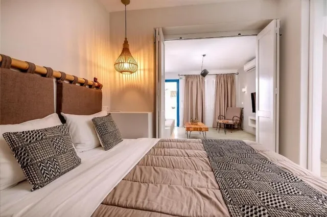 جناح سوبيريور بسريرين مزدوجين مع أريكة، Blue Bay Resort Village 2/6