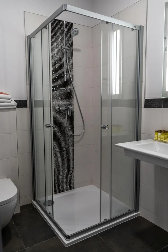 غرفة قياسية ثلاثية، Hotel Julian 4/5