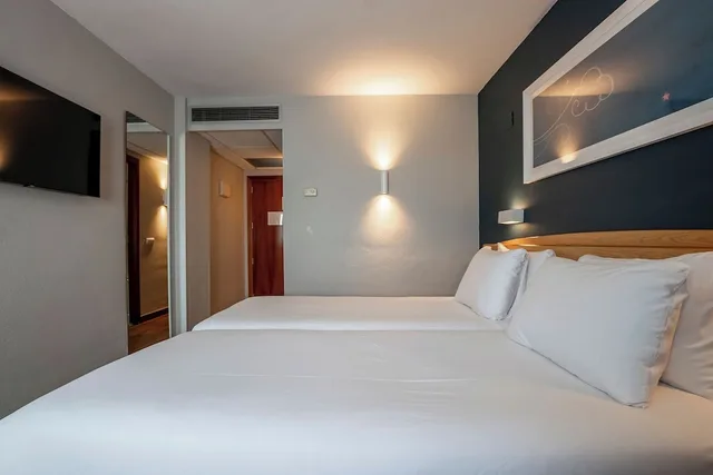 غرفة مفردة بسريرين منفصلين، Travelodge Alicante Puerto 3/10