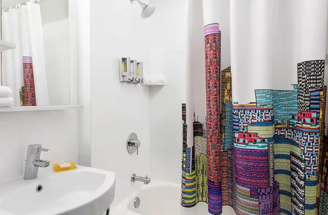 Savvy, Double Bed، YVE HOTEL MIAMI 2/3
