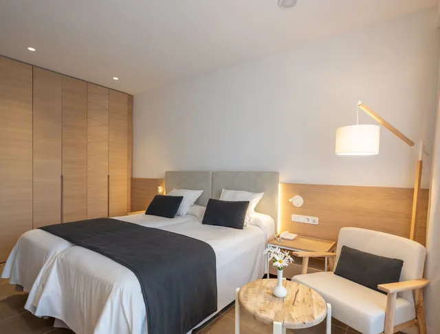 Superior, Twin Beds, Balcony, HOTEL VILLA CHIQUITA 4/10