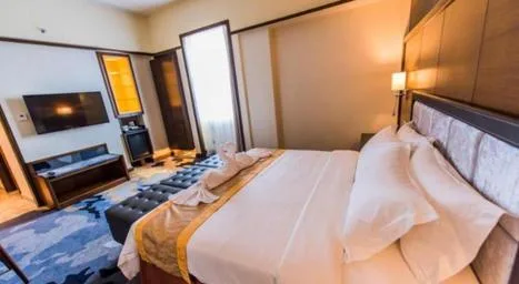Deluxe, King Bed, Nu Hotel 1/1
