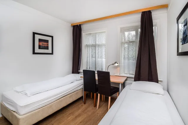 غرفة بسرير مزدوج بحمام خاص، Guesthouse Aurora 1/5