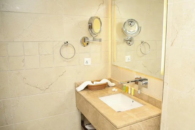 جناح تنفيذي، Gloria Hotel 6/6