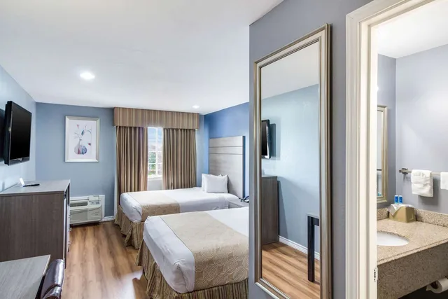 غرفة بسريرين كوين، Rodeway Inn & Suites Port Arthur - Groves 3/3