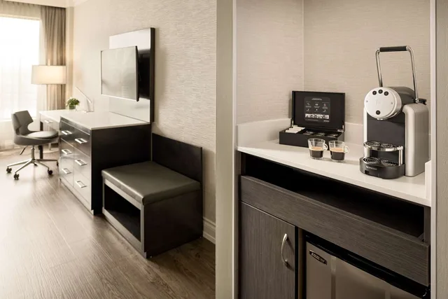 غرفة بسرير كينج، Georgian Court Hotel, WorldHotels Elite 4/4