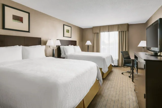 غرفة قياسية بسريرين مزدوجين، Holiday Inn Express Boston South Brockton 2/8