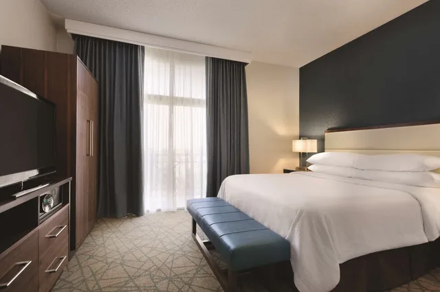 بنتهاوس بسرير كينج، Embassy Suites By Hilton Brea North Orange County 1/3