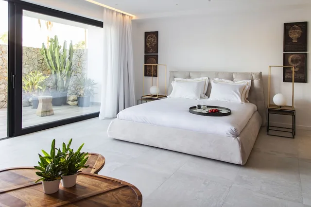 جناح سوبيريور بسرير كينج بمسبح خاص، Lango Design Hotel & Spa, Adults Only 2/5