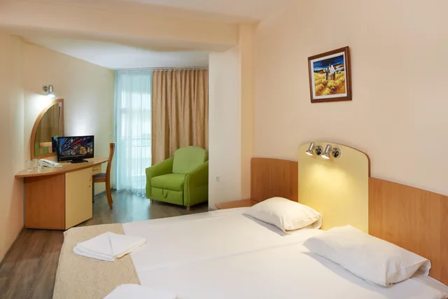 غرفة قياسية بسريرين منفصلين بشرفة، Diamond Hotel 1/1