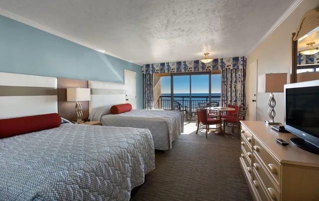Room, Ocean View, Ocean Reef Resort 2/4
