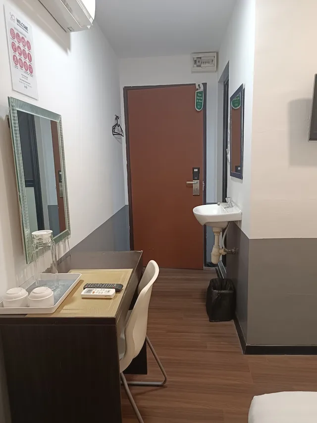 غرفة قياسية بسرير كوين، So Hotel 8/8