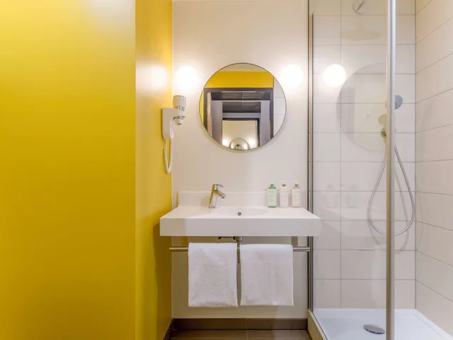 غرفة قياسية بسرير مزدوج مع أريكة، Ibis Styles Paris Meteor Avenue D'italie 6/6