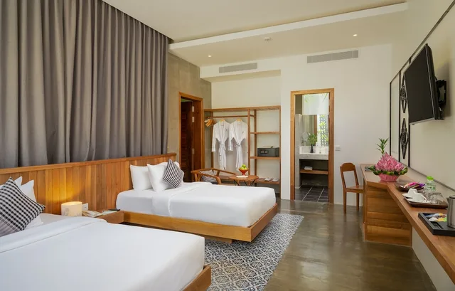 Premier, Twin Beds, Pool Access, Phka Chan Hotel 3/6
