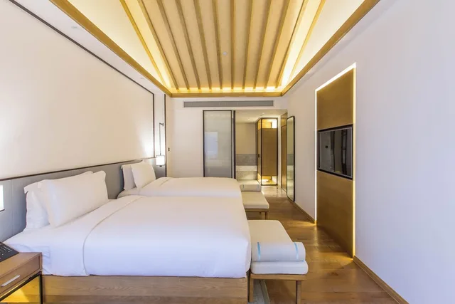 غرفة بسريرين منفصلين بإطلالة على البحيرة، The Sifang Hotel Nanjing, Autograph Collection 2/5