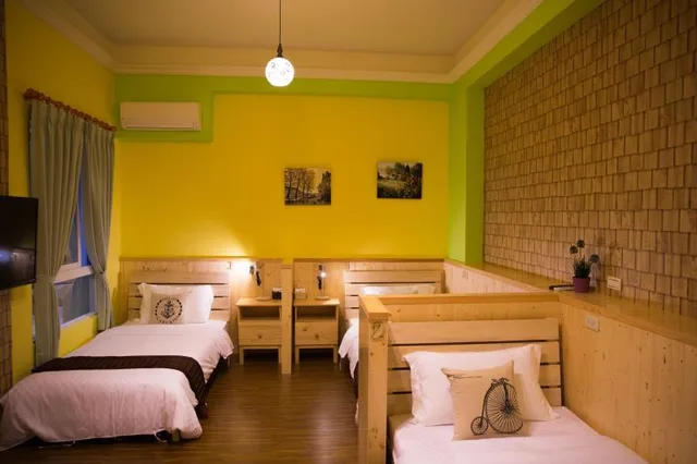 غرفة ثلاثية بثلاثة أسرّة، Soft Travel Hostel 2/2