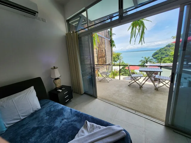 Ocean, Suite, King Bed, Terrace، Hotel Vos 5/10