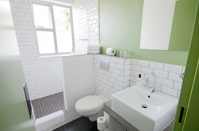 Standard, King Bed, Mountain View, Once in Cape Town 4/4