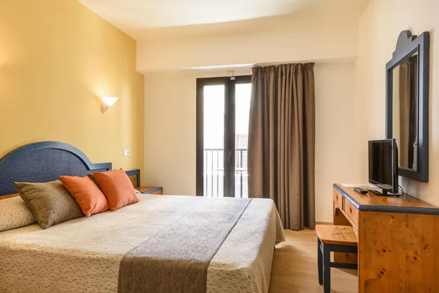 غرفة أساسية رباعية، Hotel Florencio ibiza - Adults Only 3/6