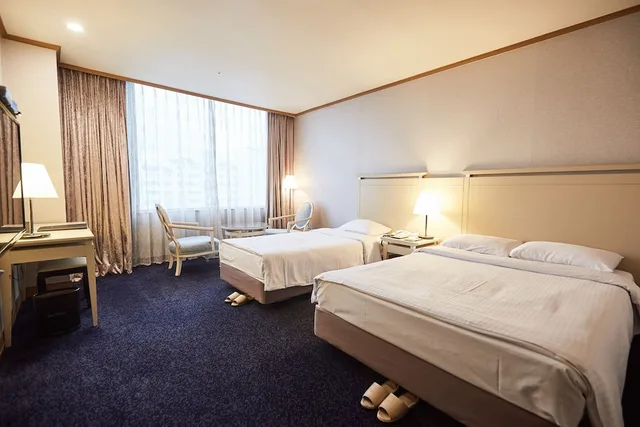 غرفة عائلية بسرير مزدوج وسرير فردي، Queen Vell Hotel Wedding 5/10