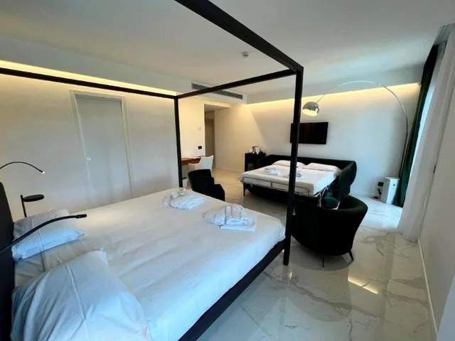 جناح جونيور بإطلالة على المسبح، Hotel Alpha 1/4