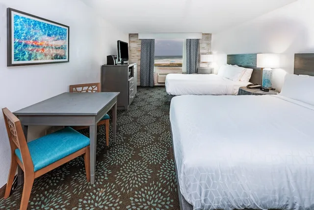 غرفة بريميوم بسريرين كوين، Holiday Inn Resort South Padre Island Beach Front 7/8