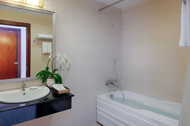 King Bed, No Window، Silverland Ben Thanh Hotel 9/10