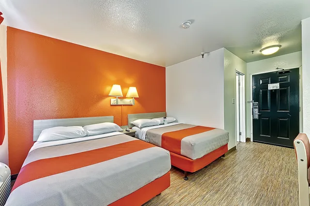 غرفة ديلوكس بسريرين مزدوجين، Motel6 Glenview, IL - Chicago North 3/8