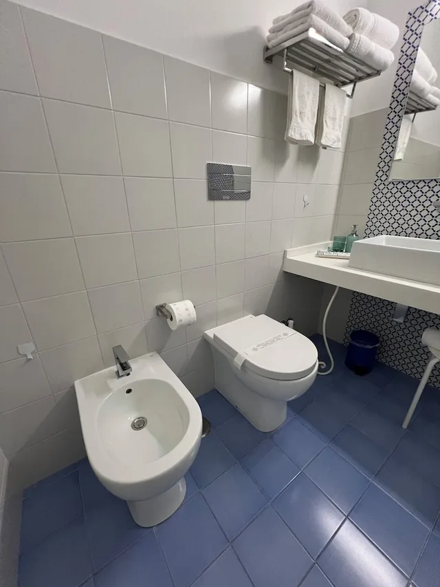 استوديو كومفورت بسرير كوين مع أريكة، Hotel Myrtus 5/8