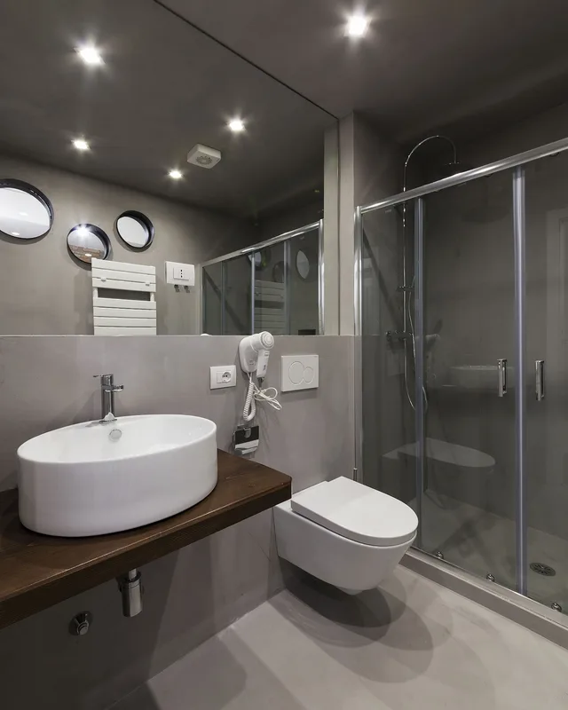 Deluxe, King Bed, Private Bathroom, Rumi Rooms 2/2
