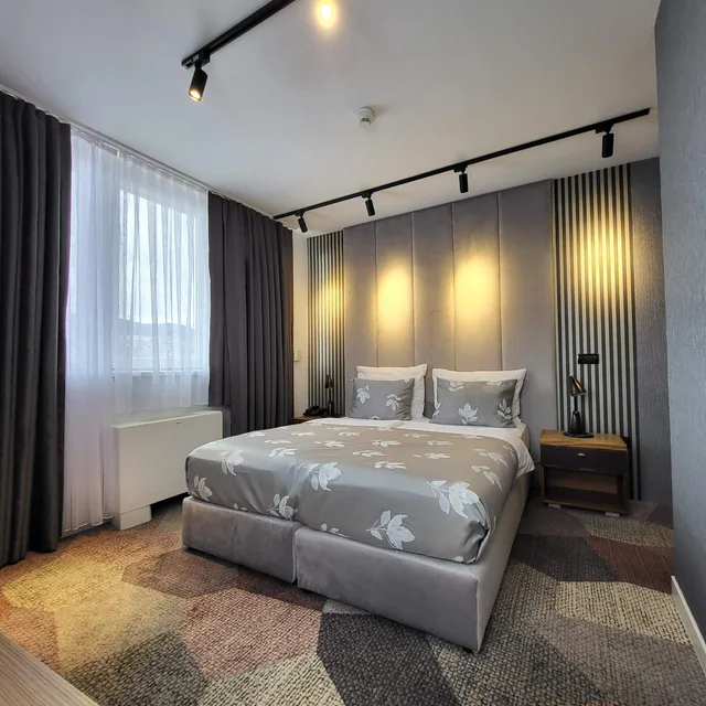 غرفة قياسية بسرير مزدوج، City View Deluxe Sarajevo 1/10