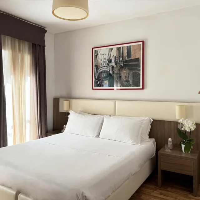 غرفة متصلة بسرير مزدوج، Hotel Il Moro di Venezia 1/7