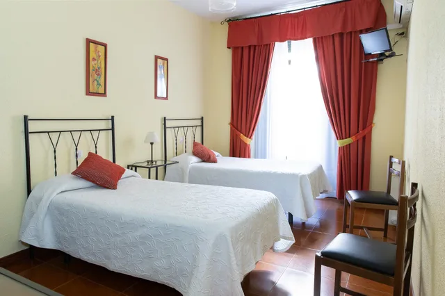 غرفة بسرير فردي تُحدَّد عند الوصول، Hostal Tokio 1/1