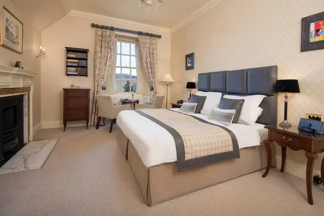 Junior Suite, Cringletie House Hotel 1/2