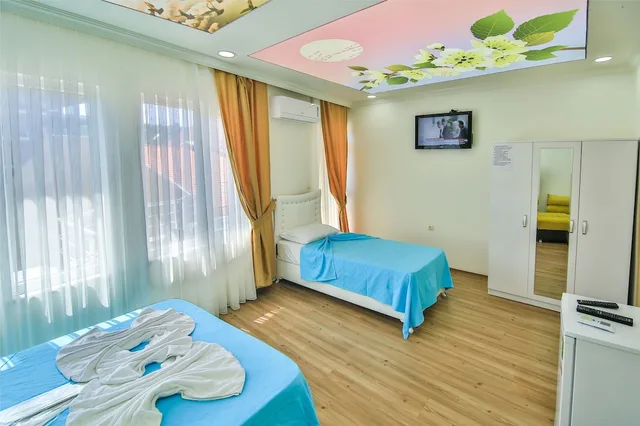 Family, Twin Beds, City View, Sofa, Balcony, Amasra Ayisigi Pansiyon 3/8