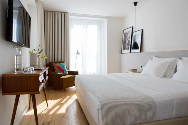 غرفة بريميوم بسرير مزدوج، The 8 Downtown Suites 2/5