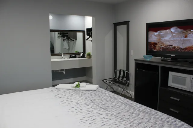 غرفة قياسية بسريرين كوين، Surestay Hotel By Best Western Chowchilla Yosemite 2/3