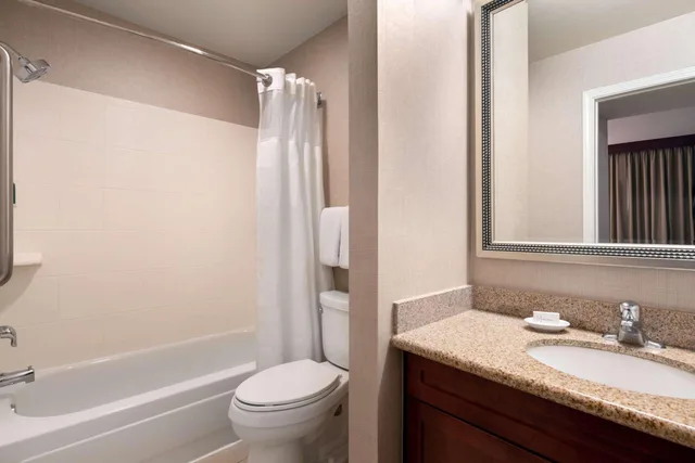 2 Bedrooms, Suite, King Bed, Bathtub, Accessible, Sonesta ES Suites Tempe 3/3