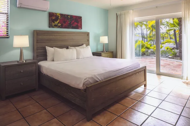 فيلا بسرير كينج وسريرين منفصلين بغرفتي نوم مع أريكة، St. James’s Club Resort & Villas 1/7