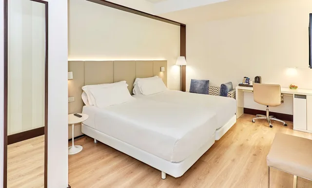 غرفة سوبيريور بسرير كوين، Hotel NH Madrid Lagasca 1/2