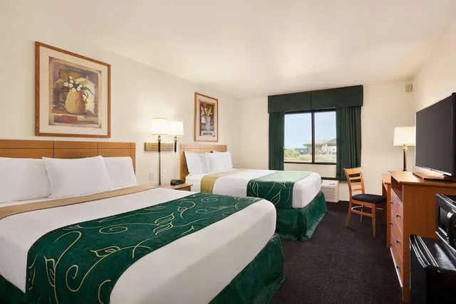 غرفة بسريرين كوين، Travelodge By Wyndham Pecos 1/3