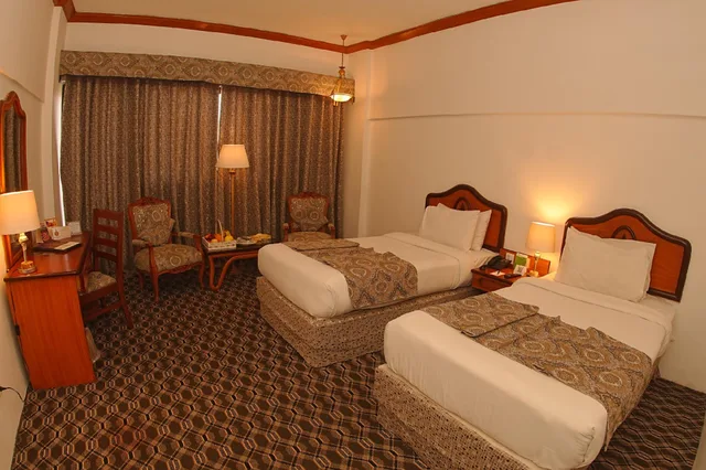 غرفة تنفيذية بسريرين منفصلين، Hotel Mehran 1/1