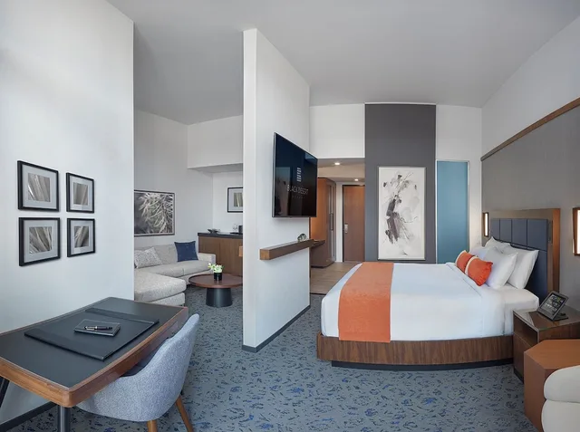 Collection, Junior Suite, King Bed, Accessible, Black Desert Resort 6/9