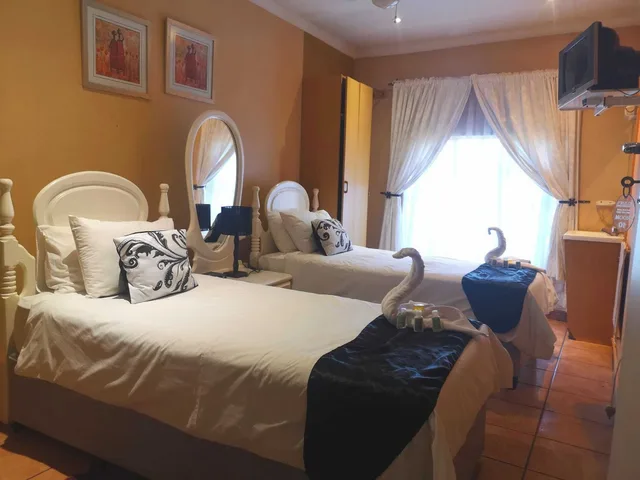 غرفة بسريرين منفصلين، Elsje's Country Inn 4/7