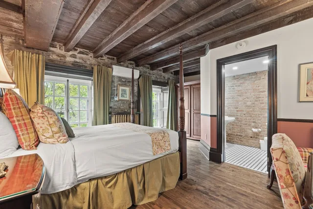 Classic, No Elevator، Hotel Le Clos Saint-Louis 8/10