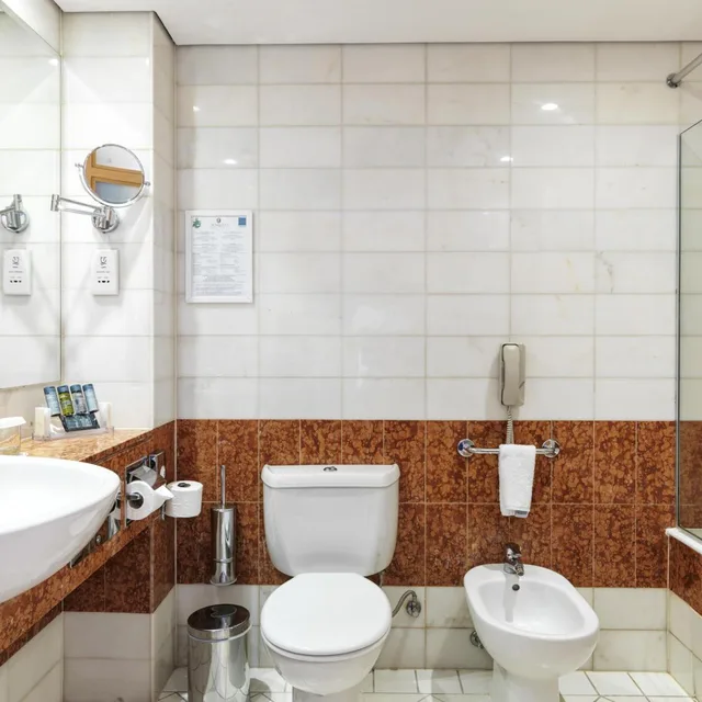 Executive, Double Bed, Inland View، St Raphael Resort and Marina 4/6
